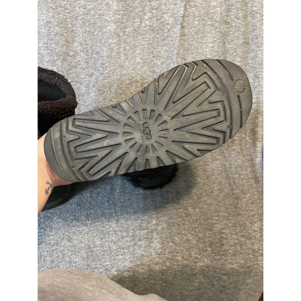 UGG elevate your